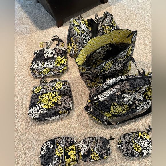 9 piece Vera Bradley Retired Baroque set - Picture 3 of 13